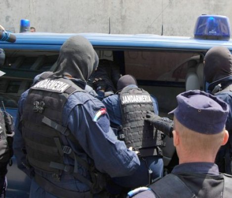 Un individ din dosarul fraudelor informatice a încheiat acord de recunoaștere cu DIICOT